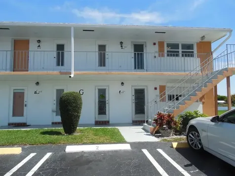1116 Lake Terrace Boynton Beach FL 33426