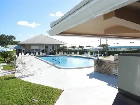 1116 Lake Terrace Boynton Beach FL 33426