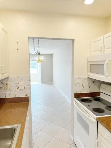 1116 Lake Terrace Boynton Beach FL 33426