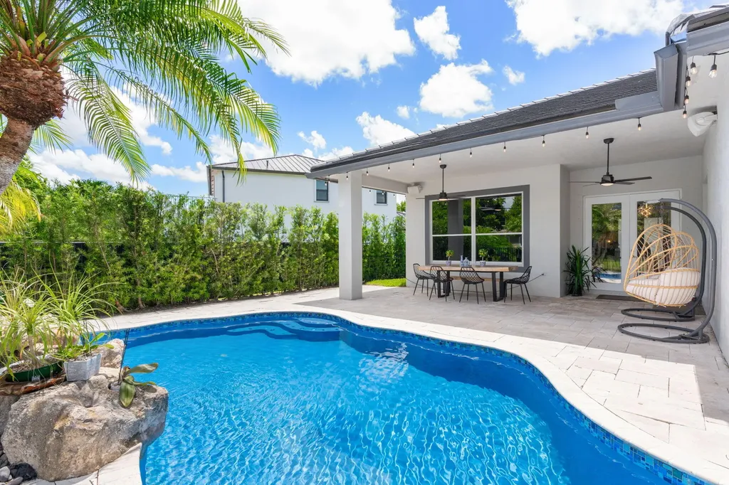 5617 NW 106th Way Coral Springs FL 33076