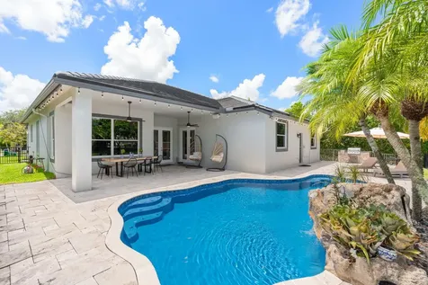 5617 NW 106th Way Coral Springs FL 33076