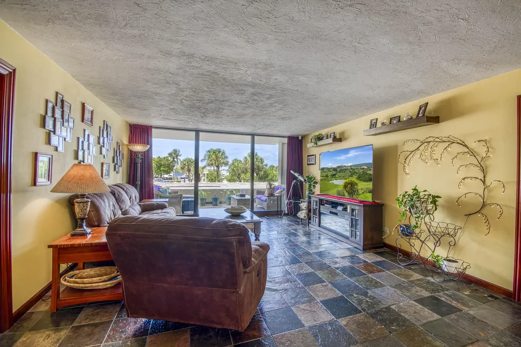 136 Lakeshore Drive North Palm Beach FL 33408