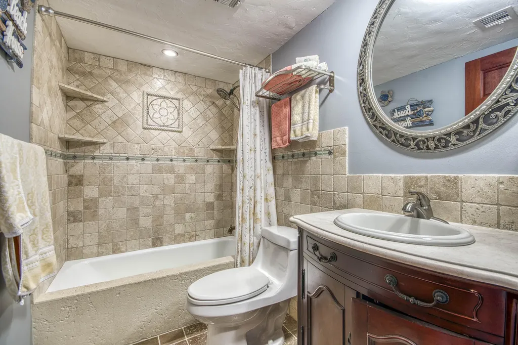 136 Lakeshore Drive North Palm Beach FL 33408