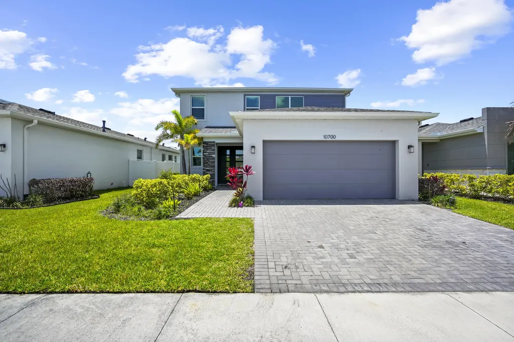 10700 SW Gloriana Street Port St Lucie FL 34987