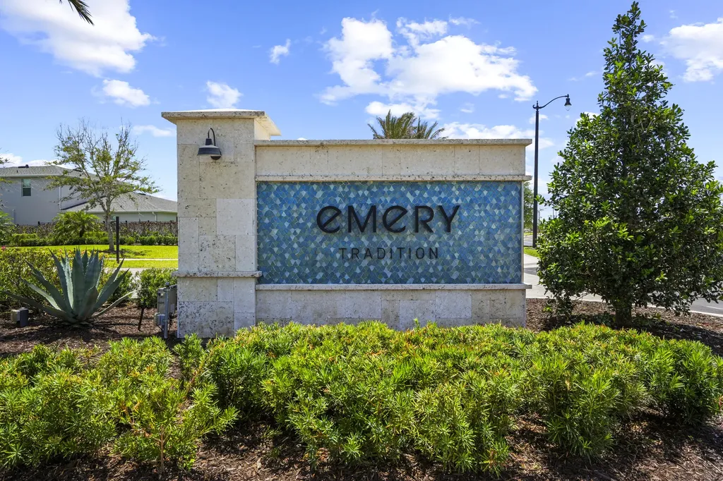 10700 SW Gloriana Street Port St Lucie FL 34987