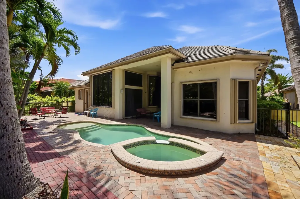 10340 Trianon Place Wellington FL 33449