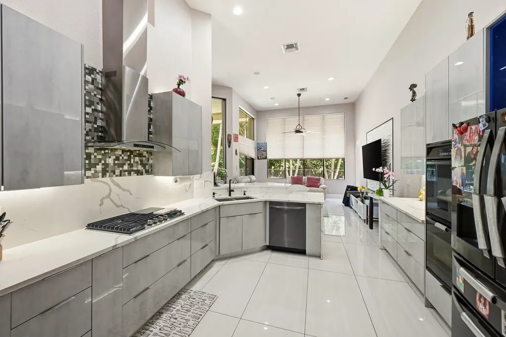 10340 Trianon Place Wellington FL 33449