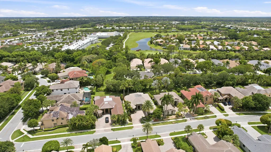 10340 Trianon Place Wellington FL 33449