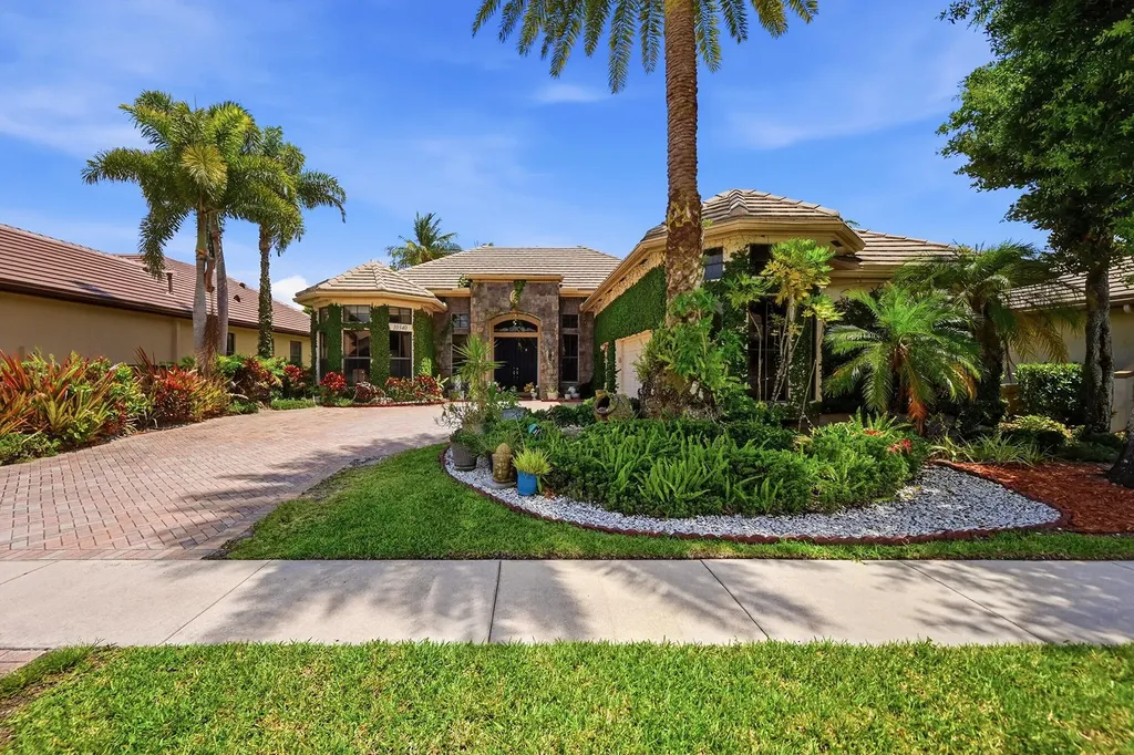 10340 Trianon Place Wellington FL 33449