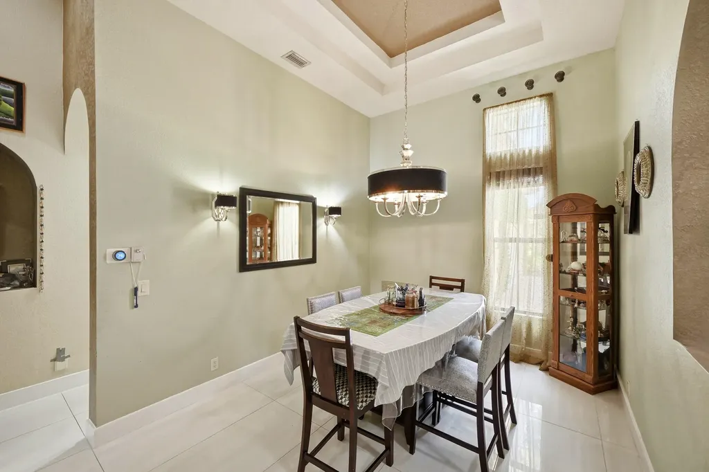 10340 Trianon Place Wellington FL 33449