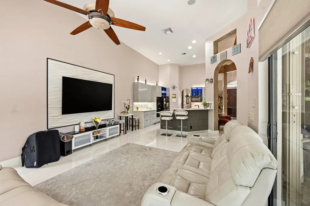 10340 Trianon Place Wellington FL 33449
