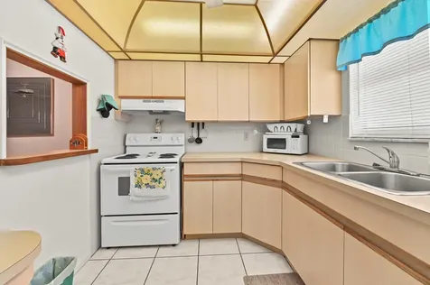 701 Lori Drive Palm Springs FL 33461