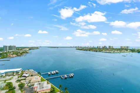2650 Lake Shore Drive Riviera Beach FL 33404
