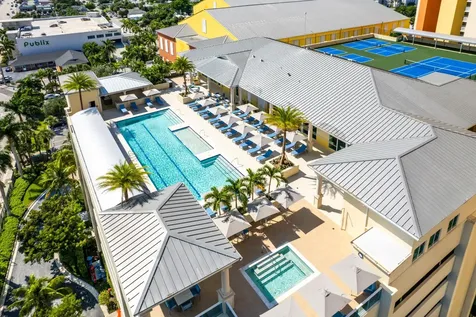 2650 Lake Shore Drive Riviera Beach FL 33404