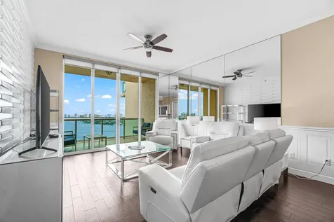 2650 Lake Shore Drive Riviera Beach FL 33404