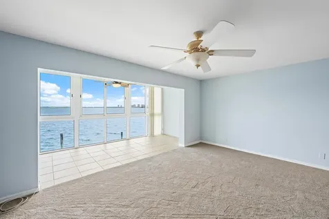 400 Wilma Circle Riviera Beach FL 33404
