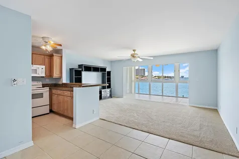 400 Wilma Circle Riviera Beach FL 33404