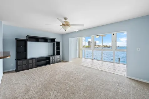 400 Wilma Circle Riviera Beach FL 33404