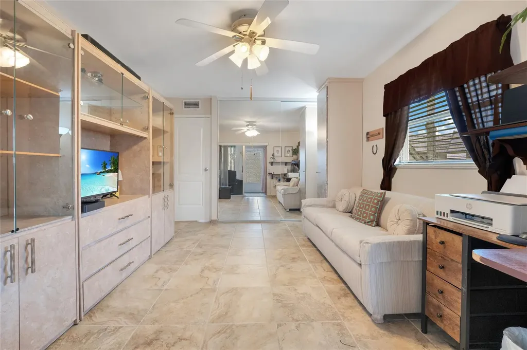 201 Valencia I Delray Beach FL 33446