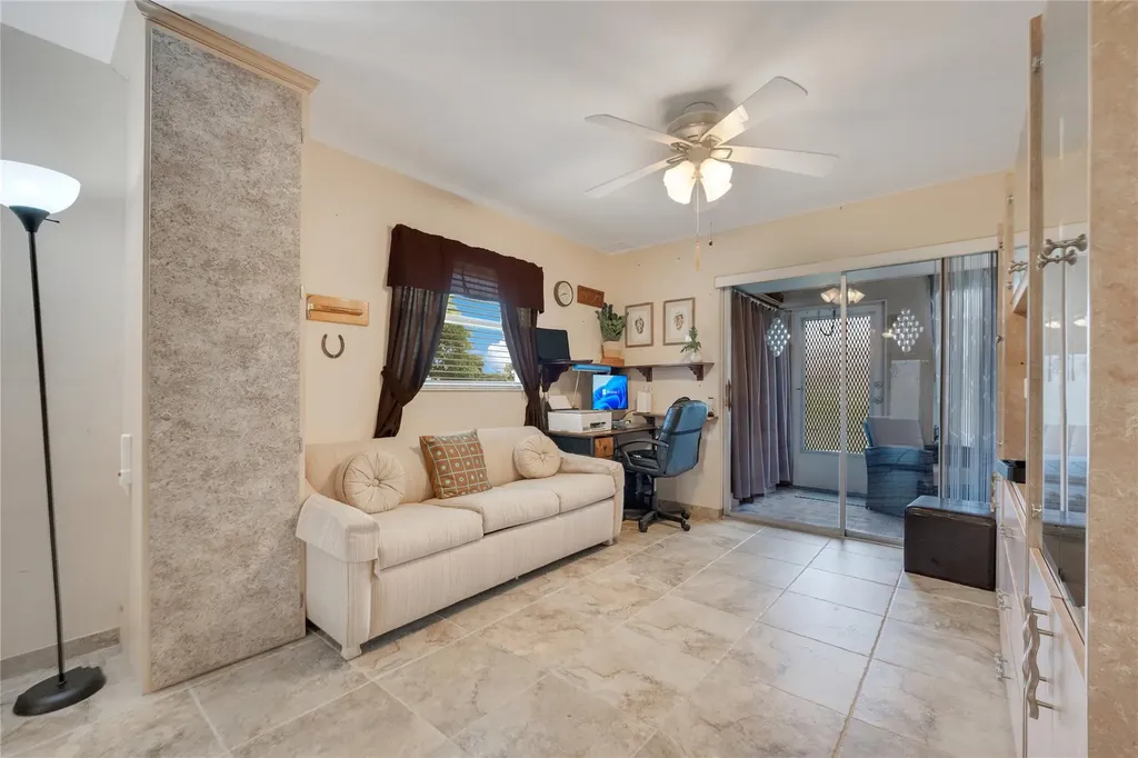 201 Valencia I Delray Beach FL 33446