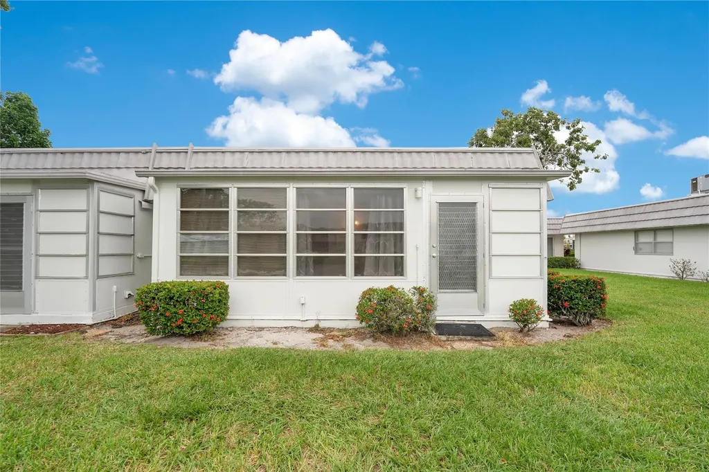 201 Valencia I Delray Beach FL 33446