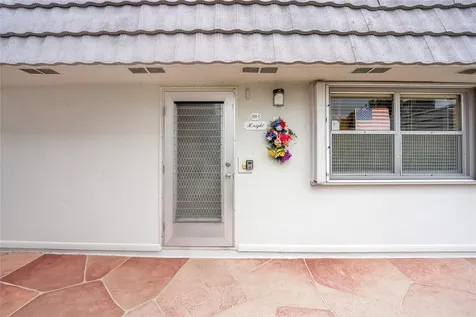 201 Valencia I Delray Beach FL 33446