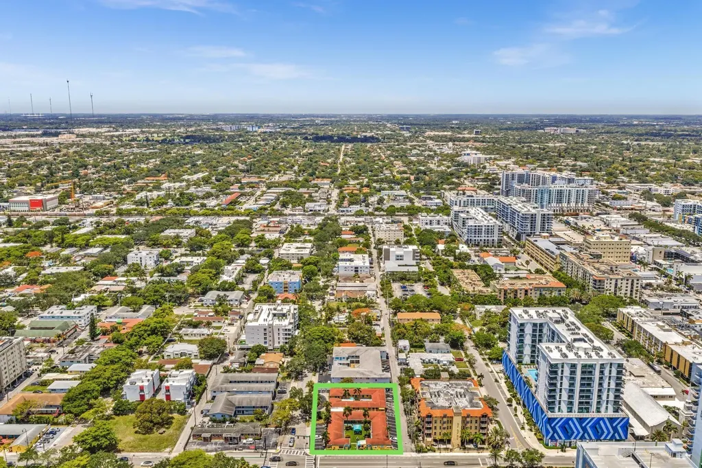 418 S Federal Highway Hollywood FL