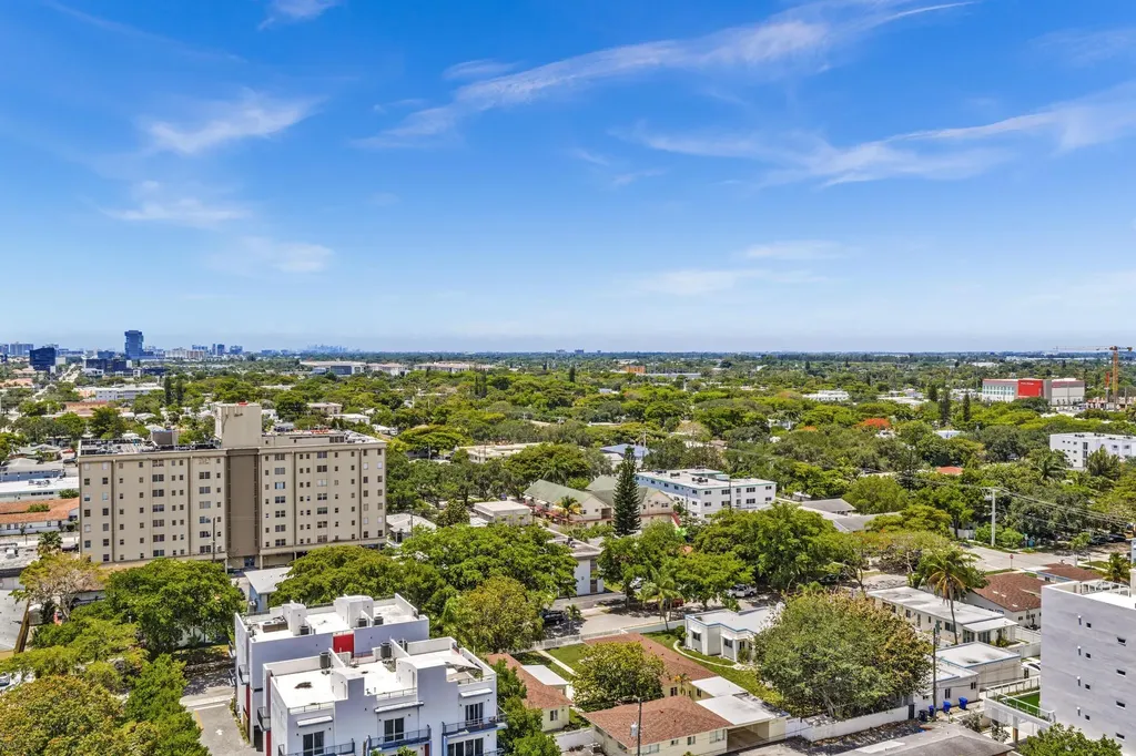 418 S Federal Highway Hollywood FL