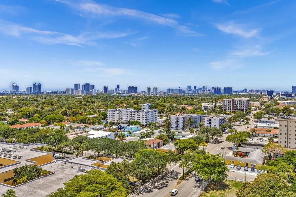 418 S Federal Highway Hollywood FL