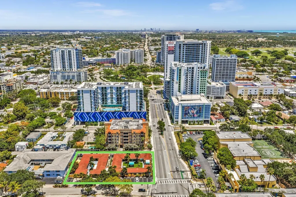 418 S Federal Highway Hollywood FL