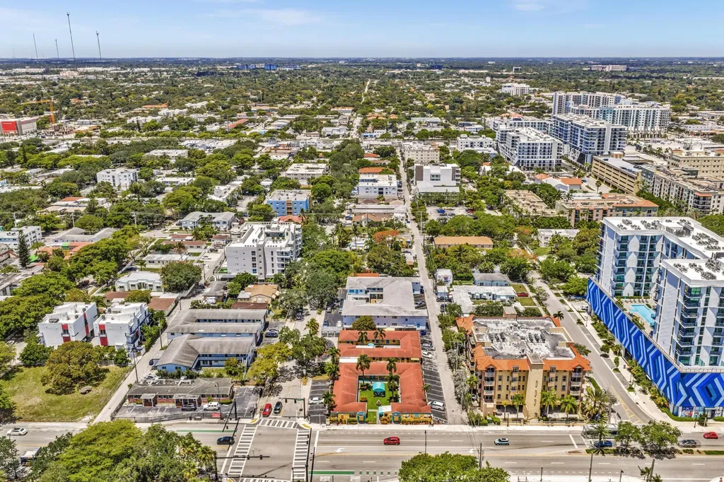 418 S Federal Highway Hollywood FL
