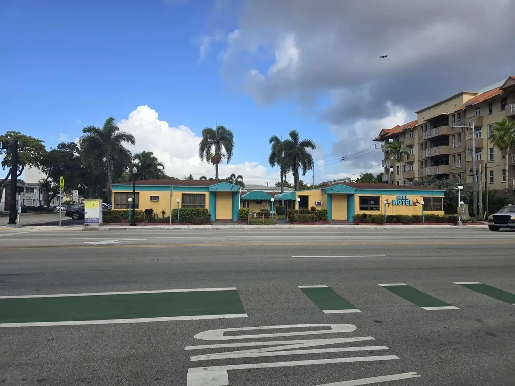 418 S Federal Highway Hollywood FL