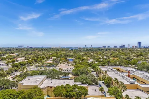 418 S Federal Highway Hollywood FL