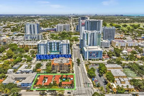 418 S Federal Highway Hollywood FL
