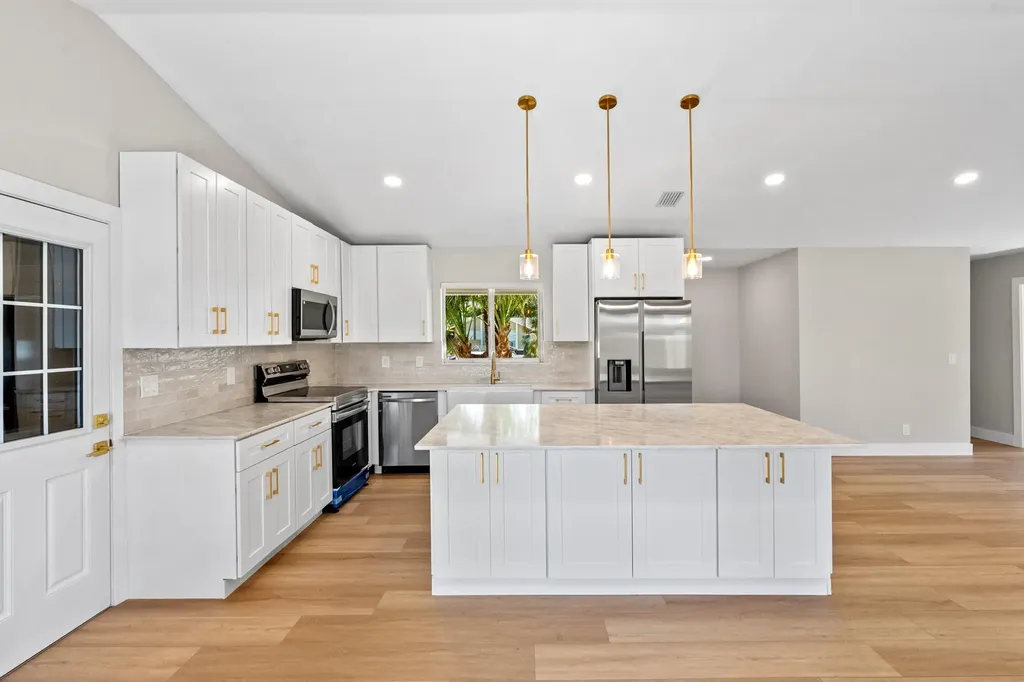 74 Vista Del Rio Boynton Beach FL 33426