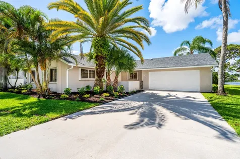 74 Vista Del Rio Boynton Beach FL 33426