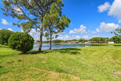 74 Vista Del Rio Boynton Beach FL 33426