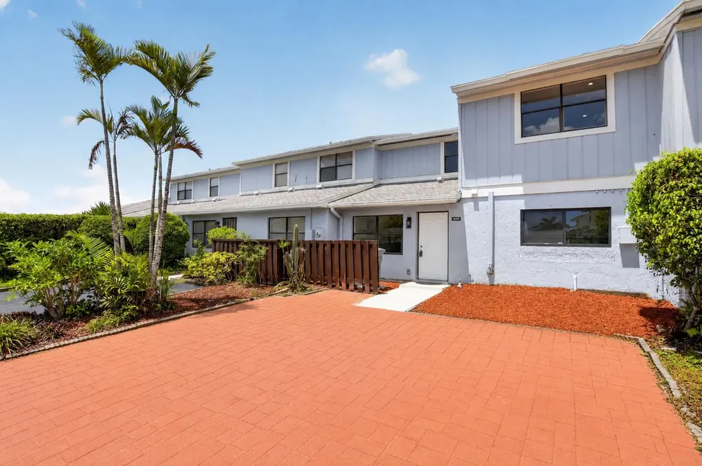 16265 Avocado Way Delray Beach FL 33484