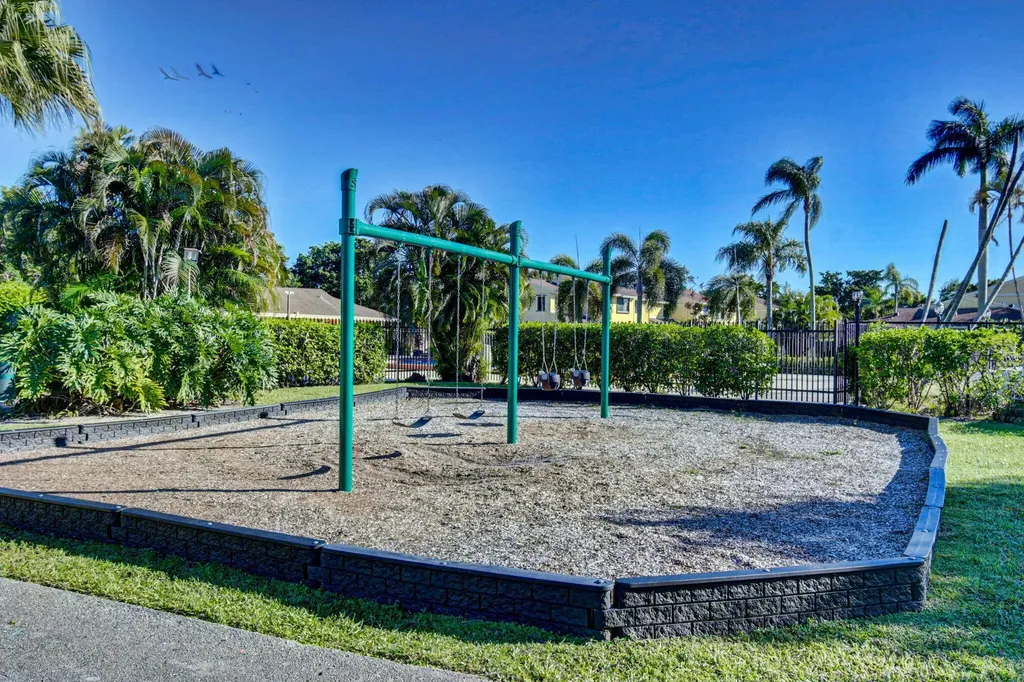 16265 Avocado Way Delray Beach FL 33484
