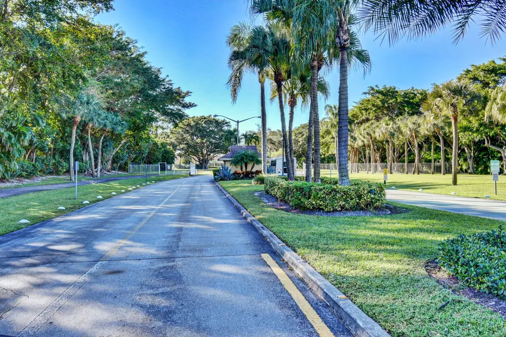 16265 Avocado Way Delray Beach FL 33484