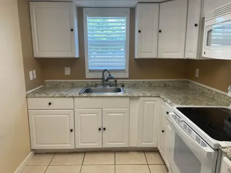 506 Davis Road Palm Springs FL 33461