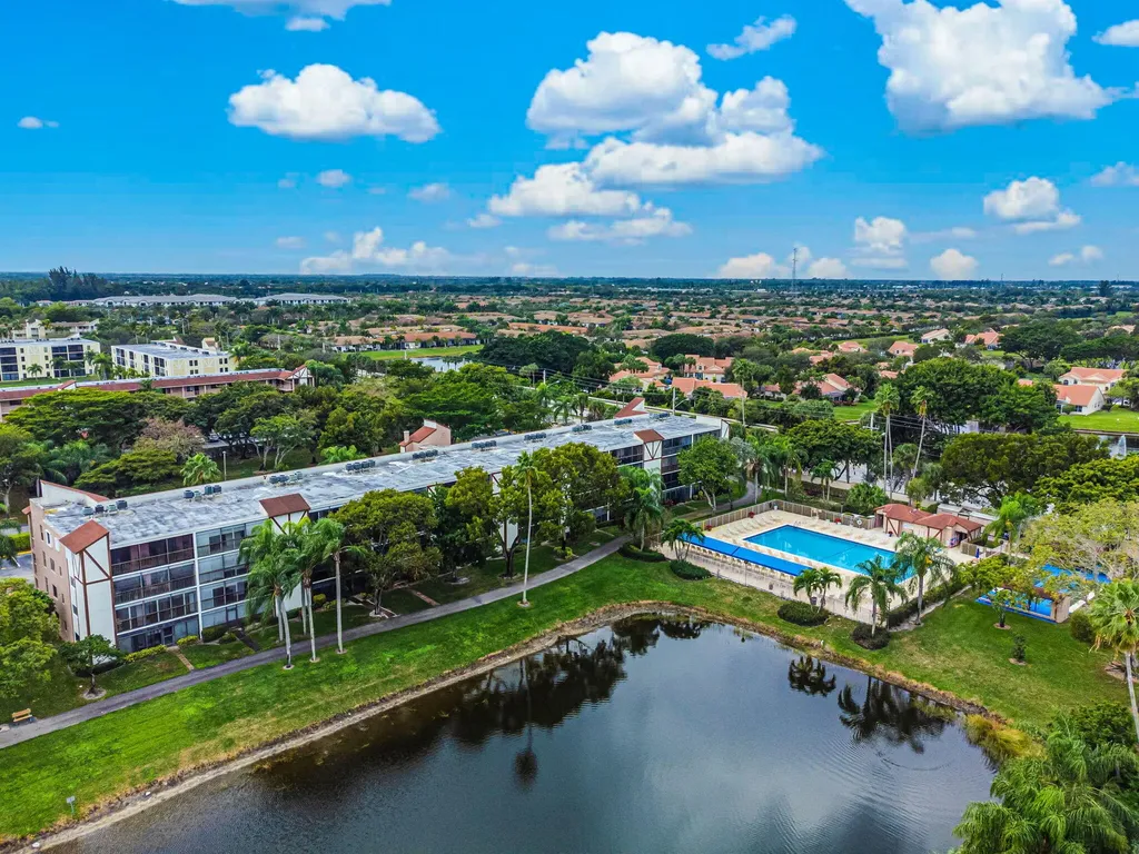 7341 Amberly Lane Delray Beach FL 33446