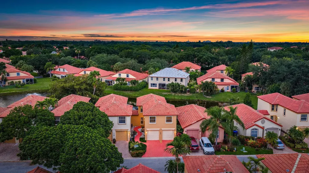 1088 Via Jardin Riviera Beach FL 33418