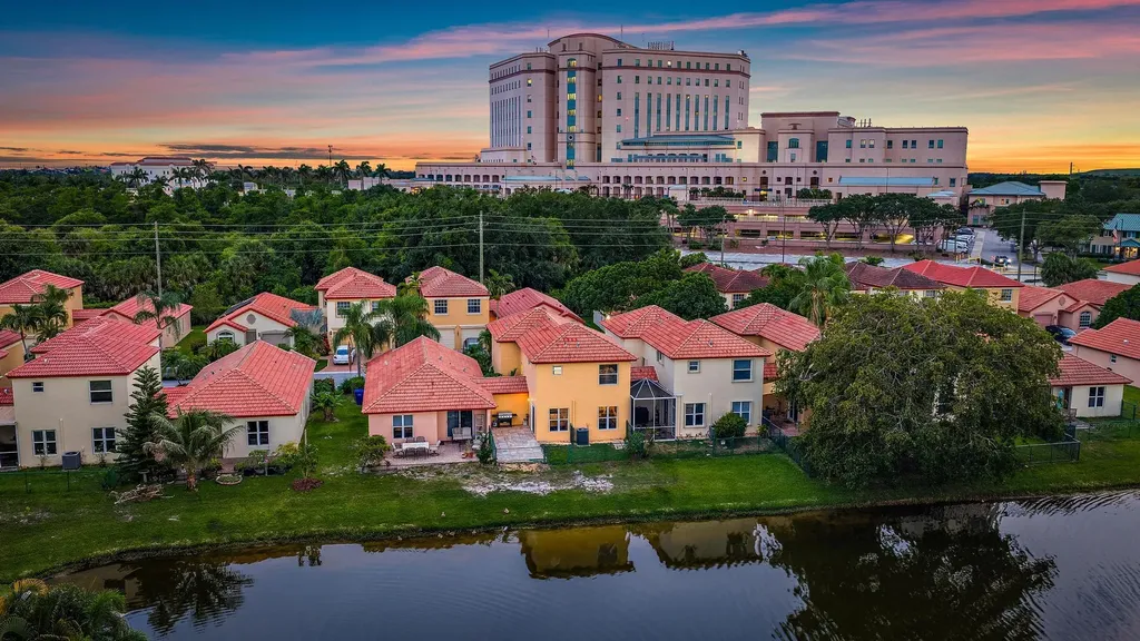 1088 Via Jardin Riviera Beach FL 33418