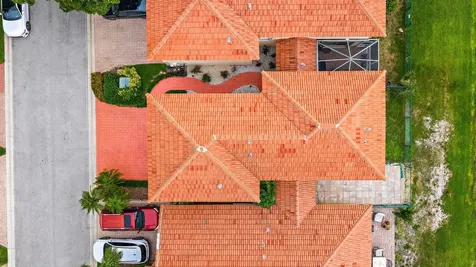 1088 Via Jardin Riviera Beach FL 33418