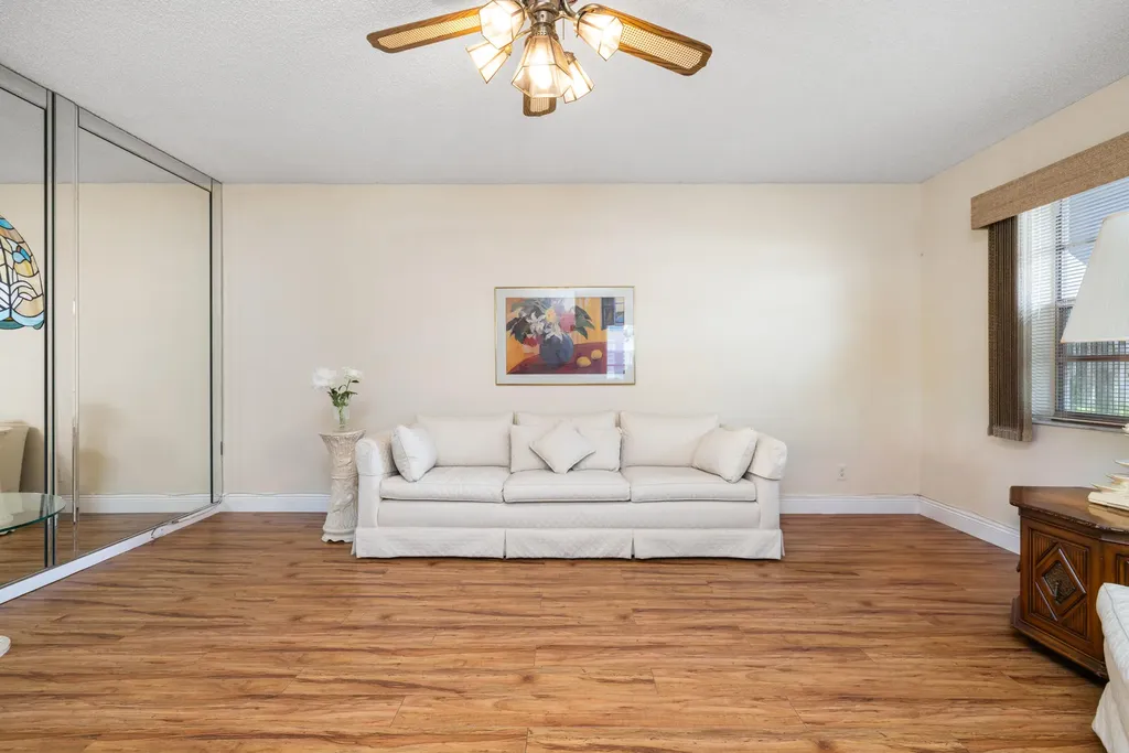 97 Flanders Delray Beach FL 33484