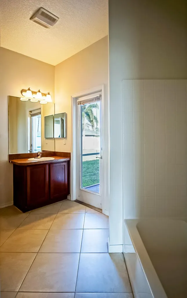 2061 SW Mcallister Lane Port St Lucie FL 34953