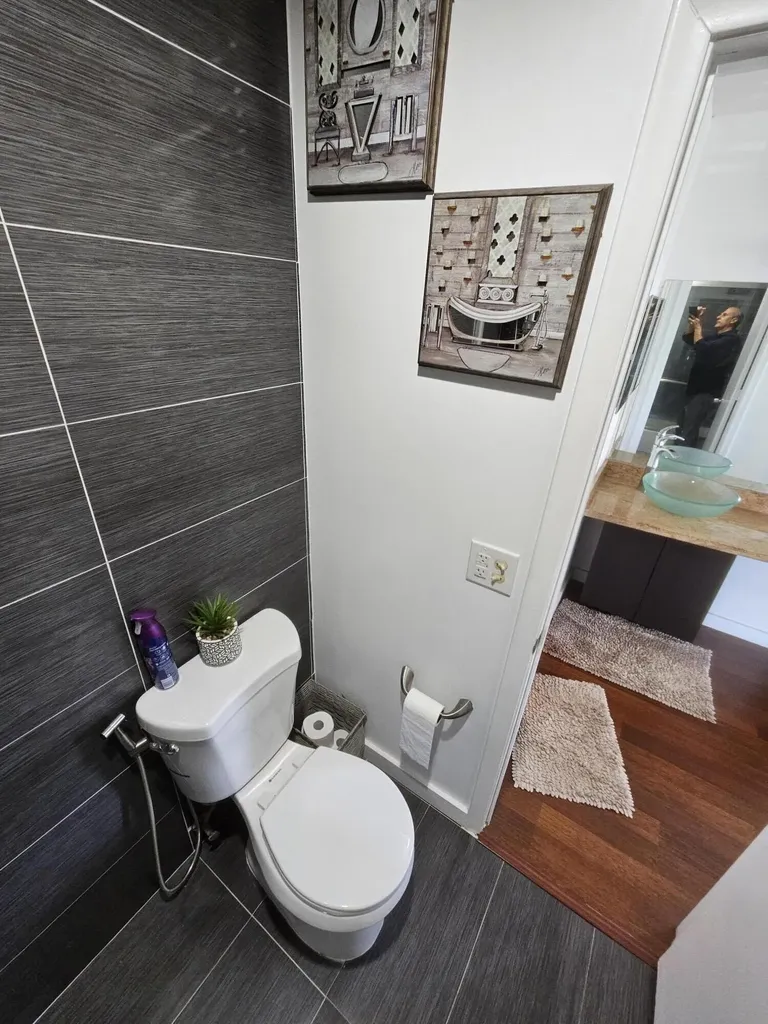 1141 Violet Terrace Delray Beach FL 33445