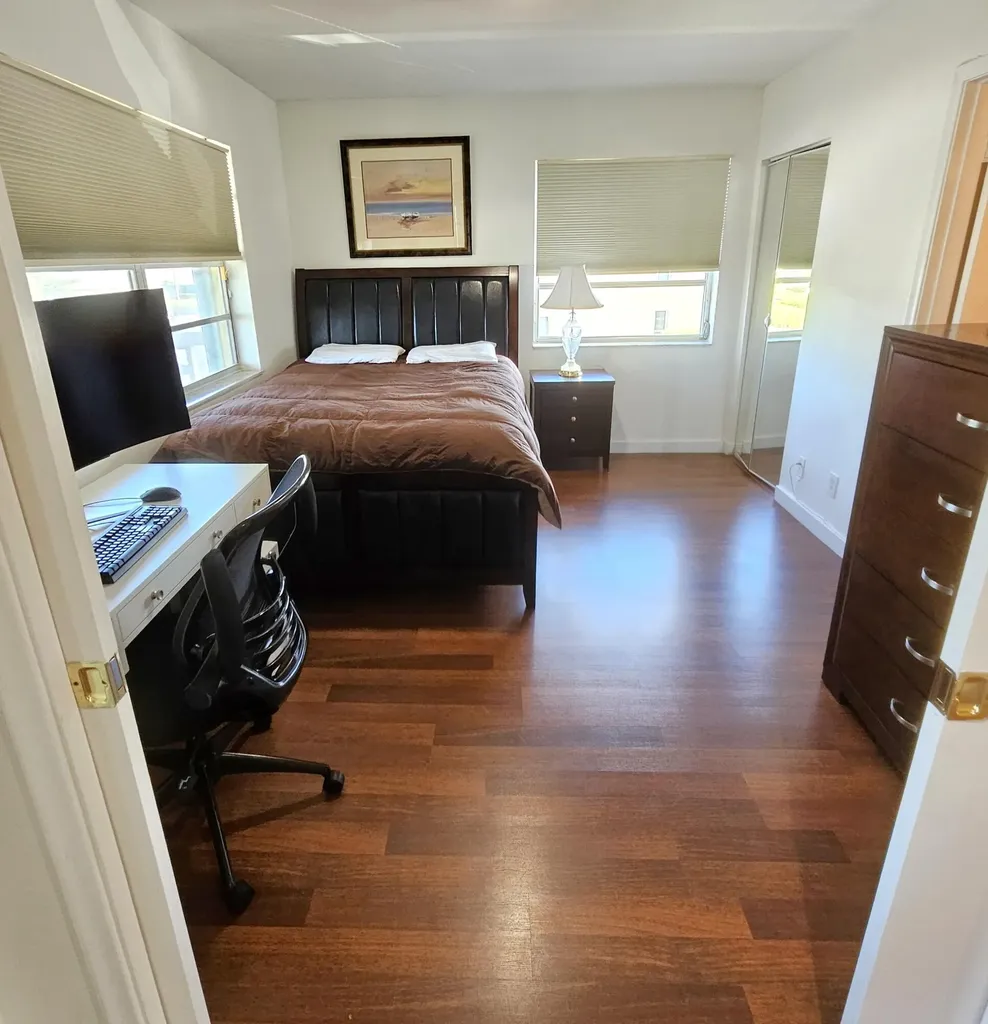 1141 Violet Terrace Delray Beach FL 33445