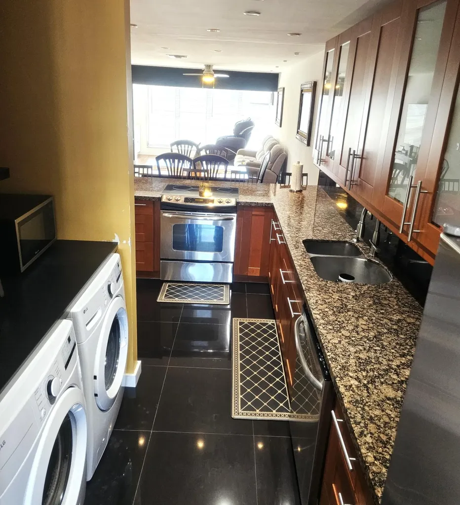 1141 Violet Terrace Delray Beach FL 33445